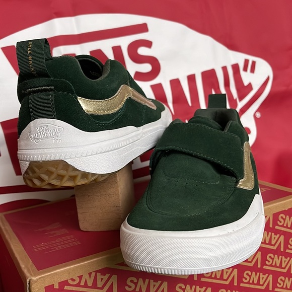 Vans Kyle Pro 2
(Shake Junt) Forest/Gold
VNOA4UW30WC
Men’s sneakers - Picture 10 of 16